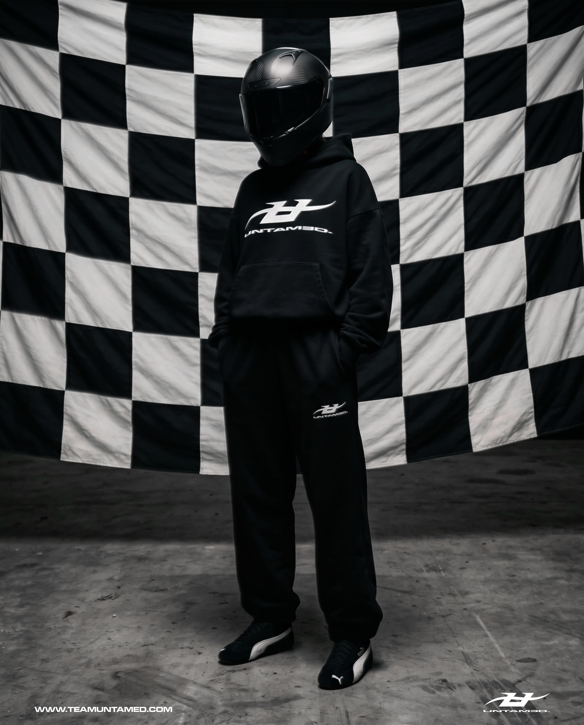INITIAL SWEATS [BLACK]