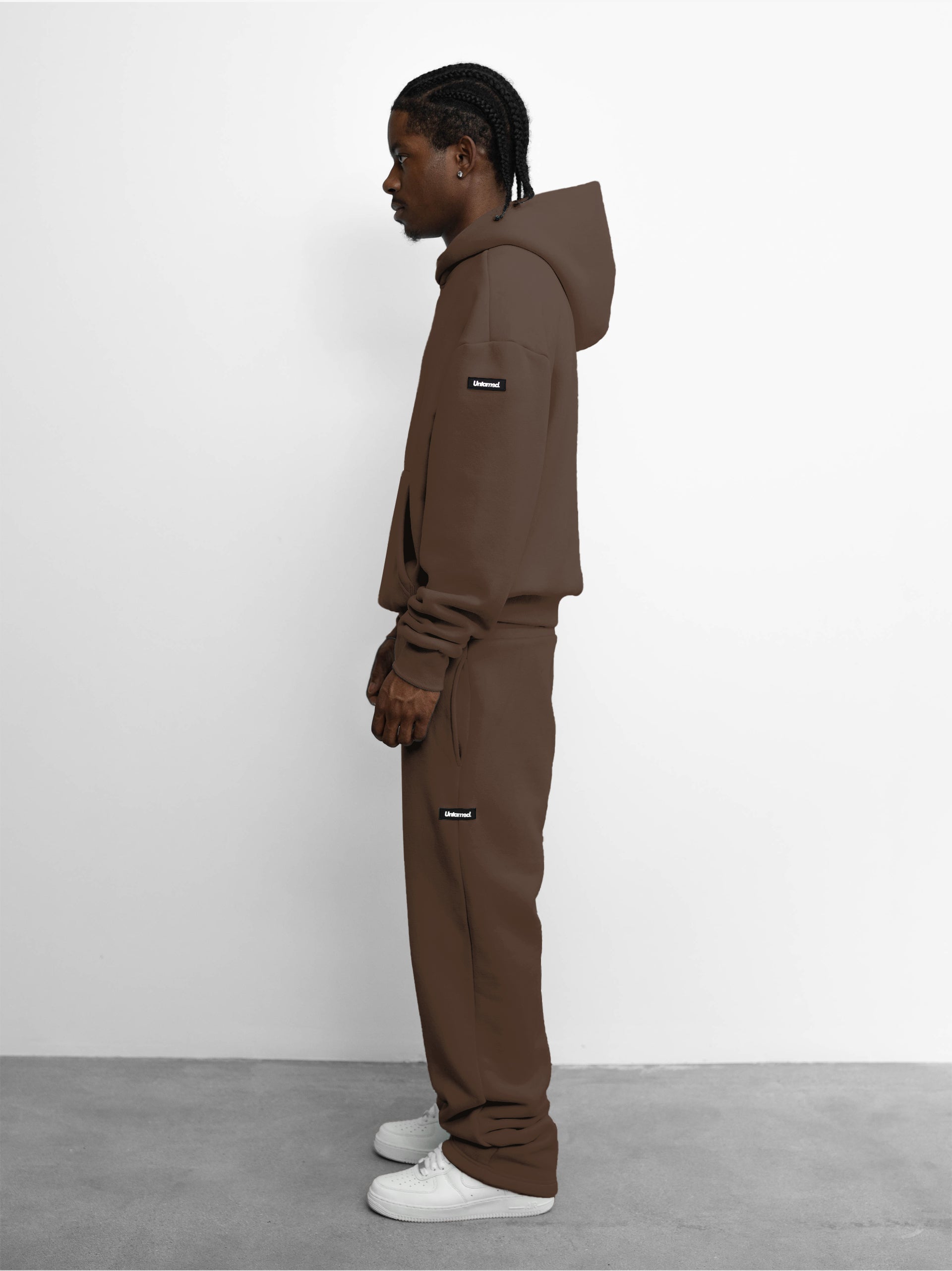UNTAMED OPEN LEG JOGGER BROWN